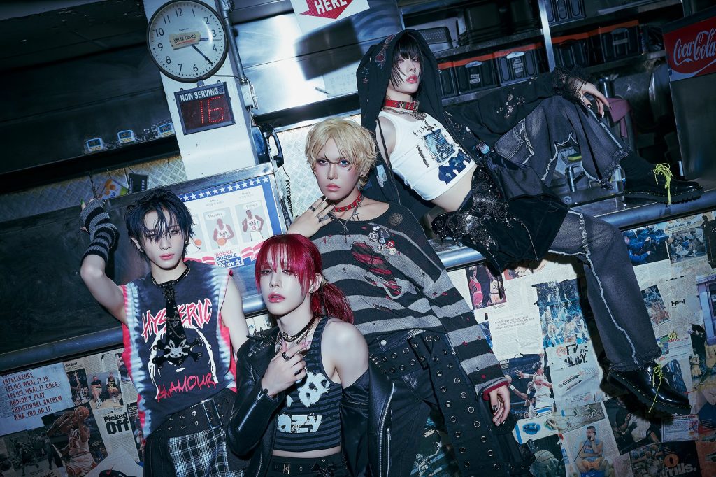 Xlov Drops 1st Mini Album “UXLXVE”