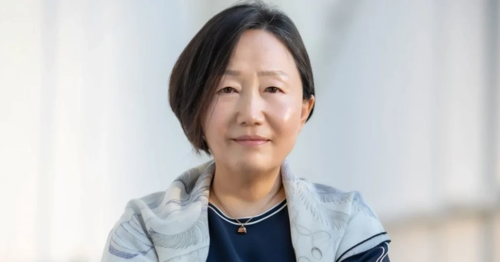 WakeOne appoints Nam So-young, former SM Entertainment CEO, as CEO.