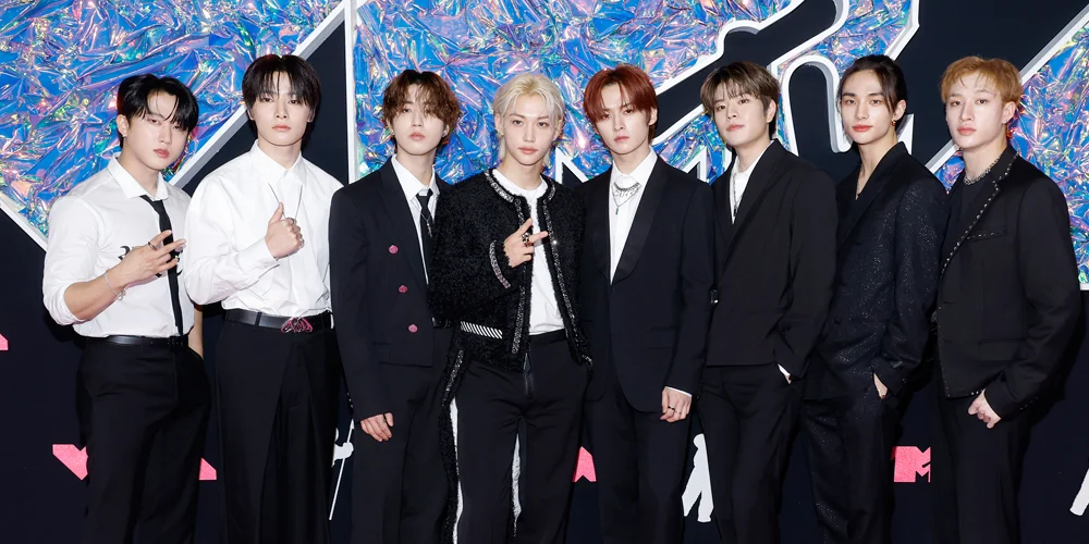 Stray Kids Achieves Historic 8th Consecutive No. 1 On Billboard 200 With “DO IT”