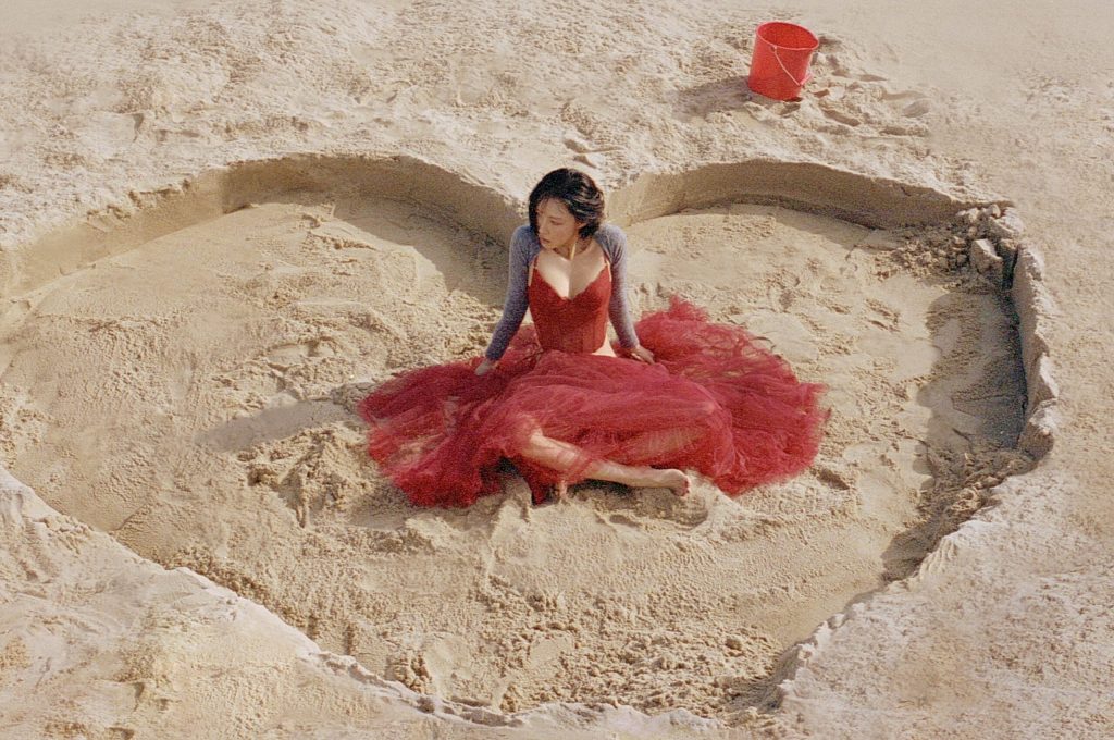 Hwasa Takes First No. 1 on Billboard Korea Hot 100 with “Good Goodbye”