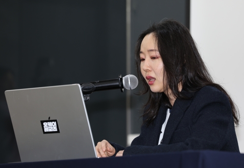 Min Hee Jin offers to give up 25.5 billion won in ecchange of HYBE ending all disputes related to NewJeans