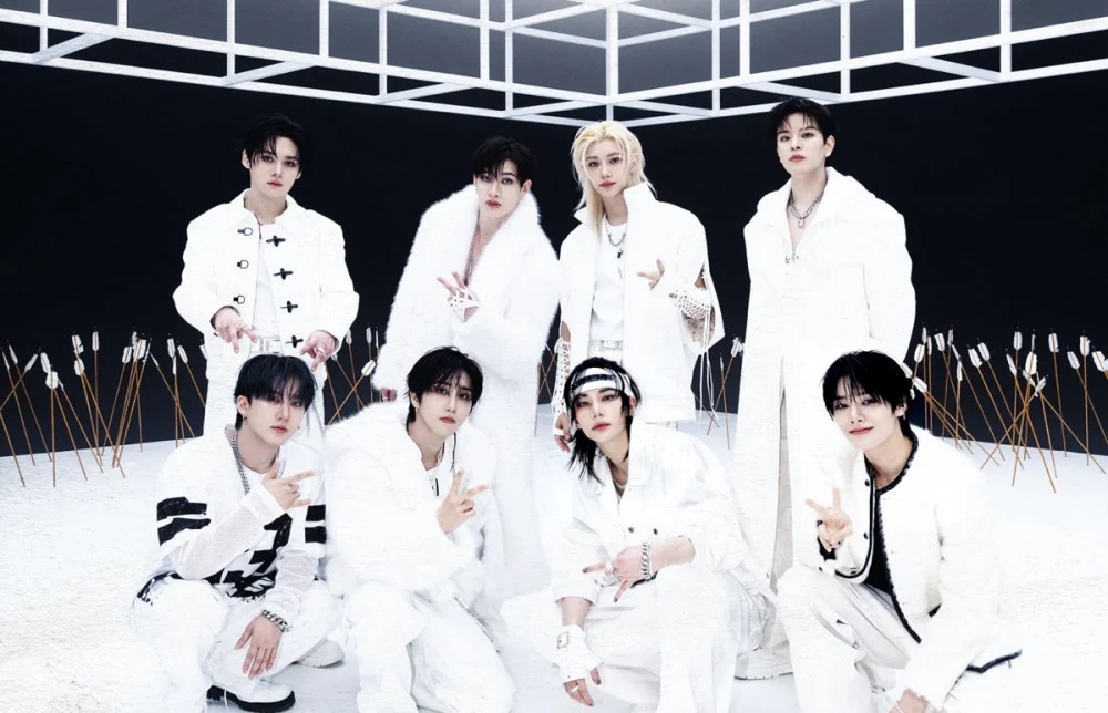 Stray Kids’ ‘Walkin On Water’ surpasses 100 million YouTube views